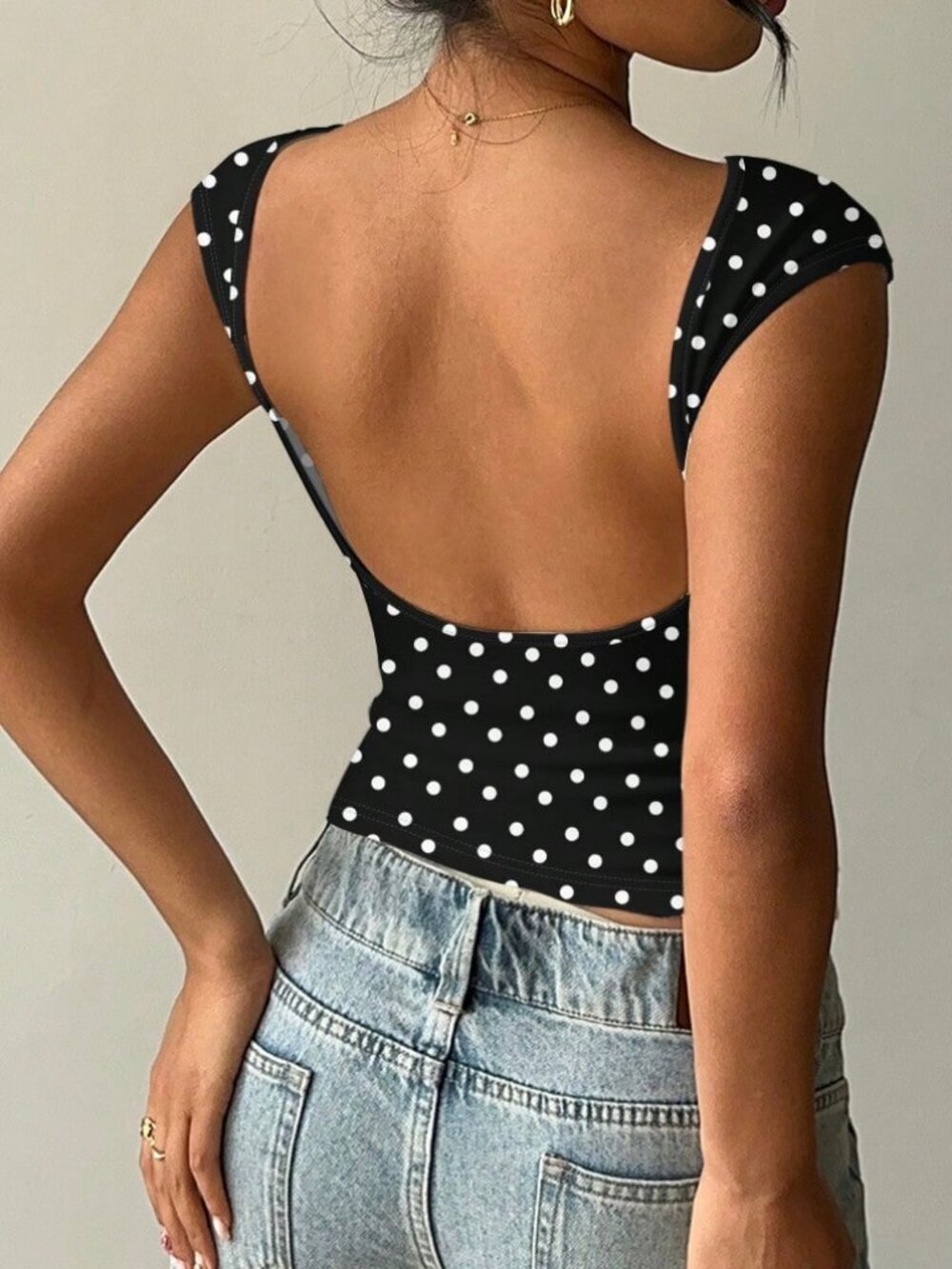 Black And White Casual Women's Sexy Backless Polka Dot Short Sleeve T-Shirt